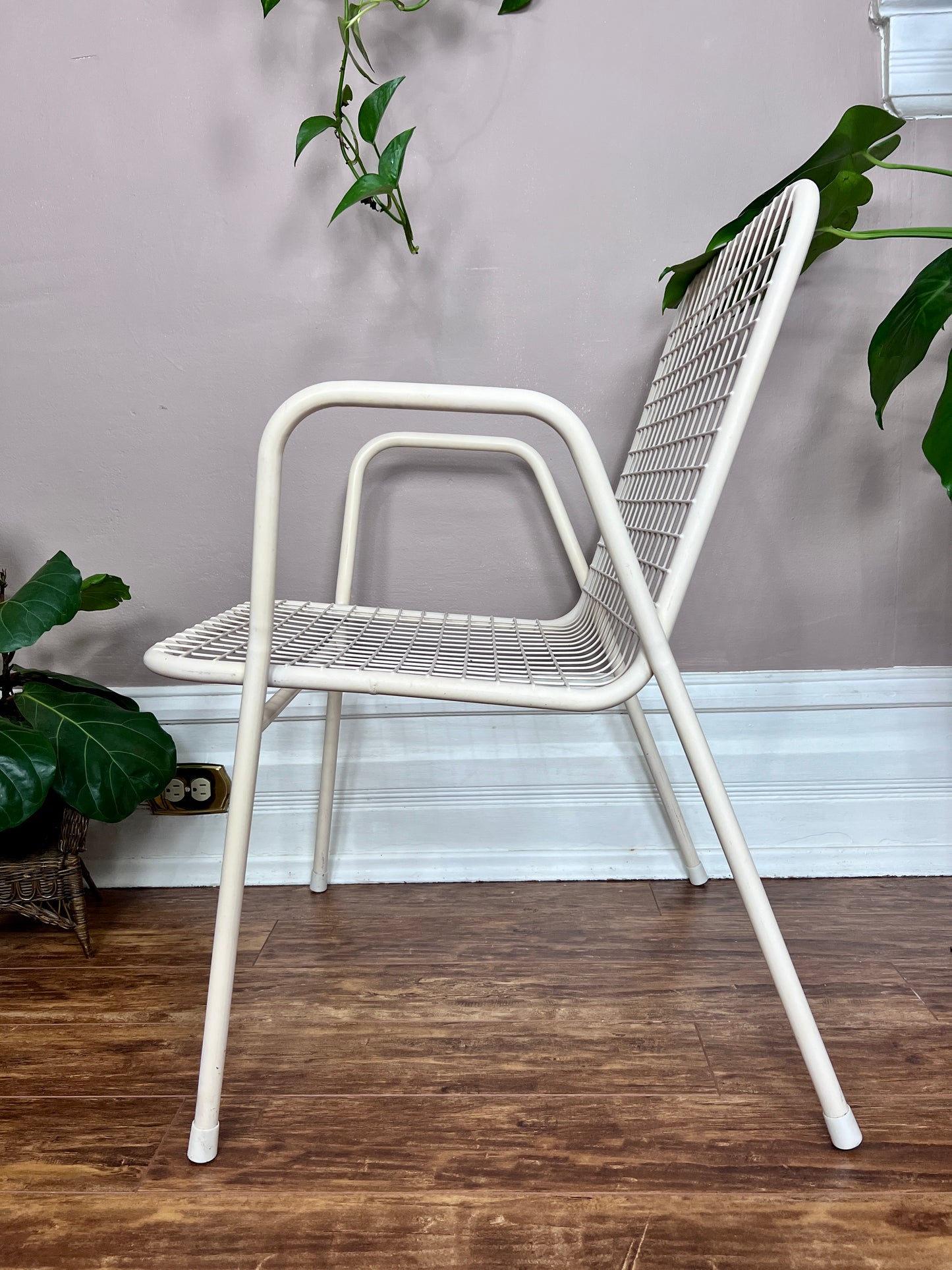 The Bjorn Garden Set