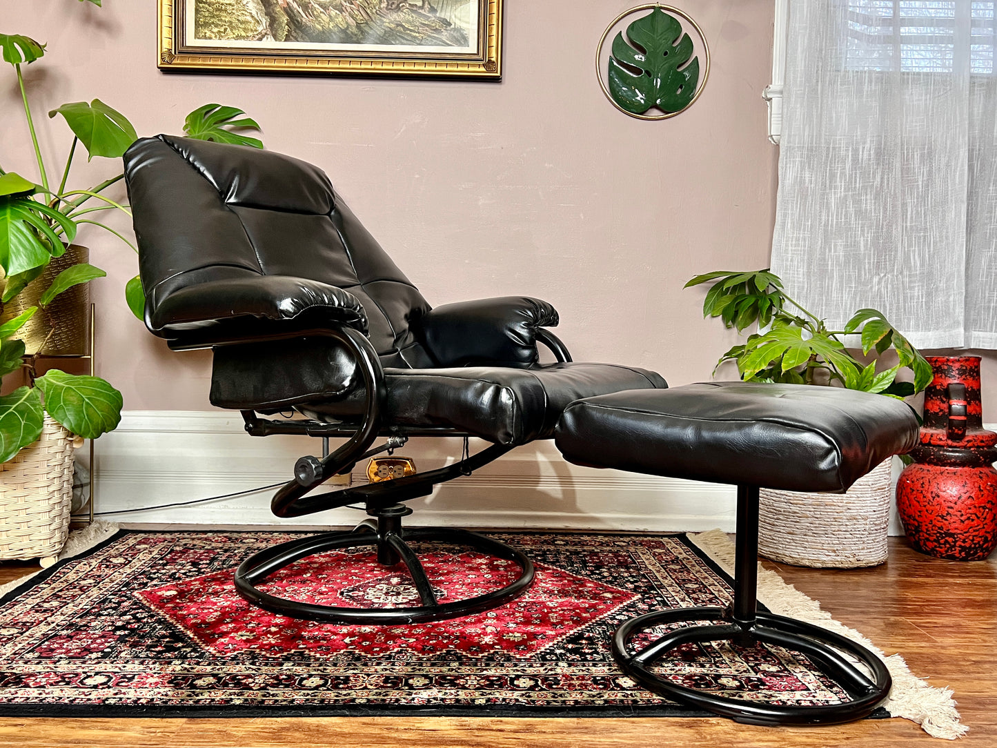 The Jesper Recliner Chair & Ottoman