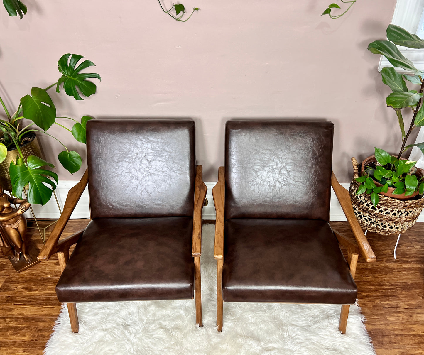 The Zephyr Lounge Chair
