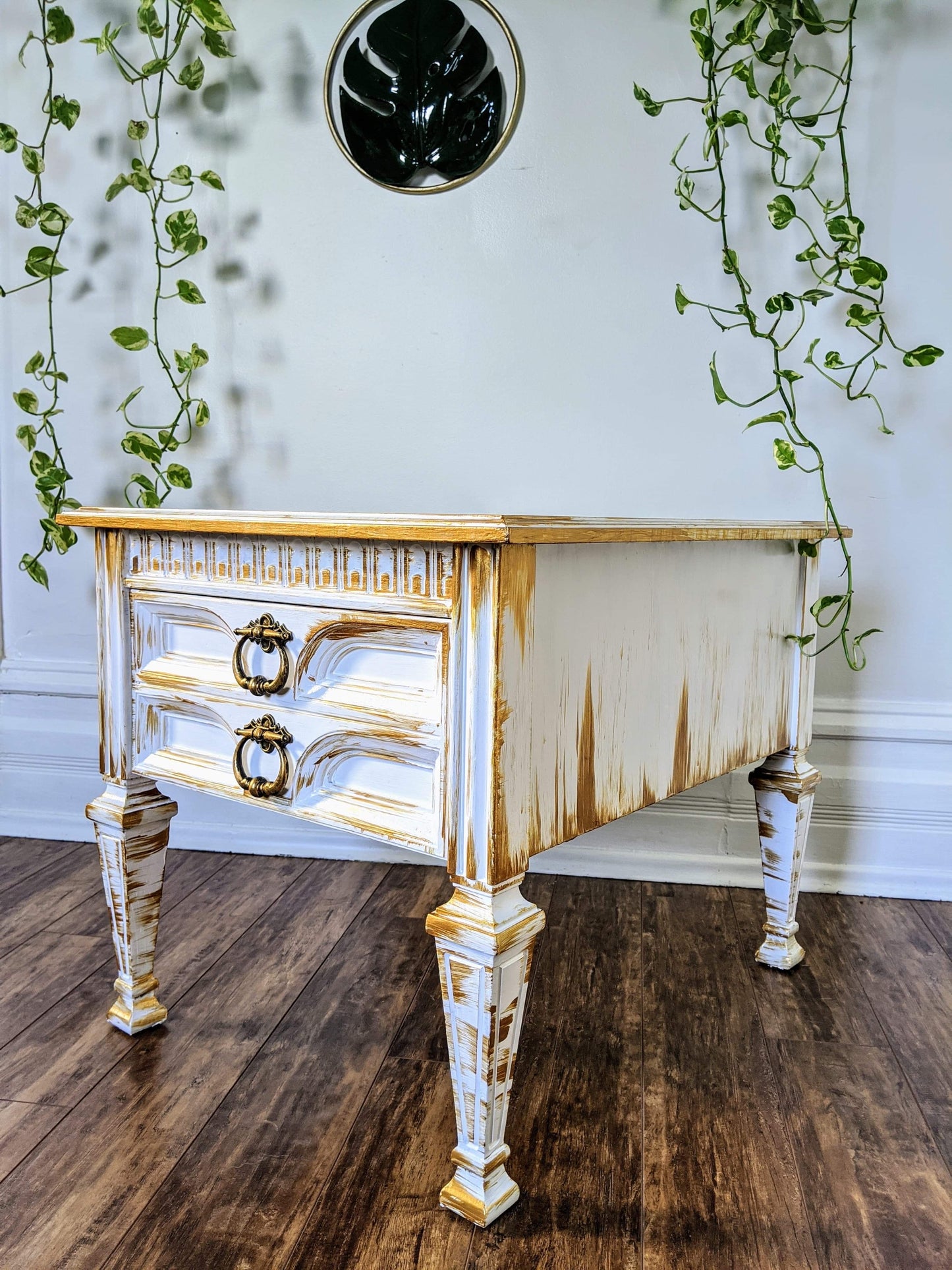 The Louis Night Stand