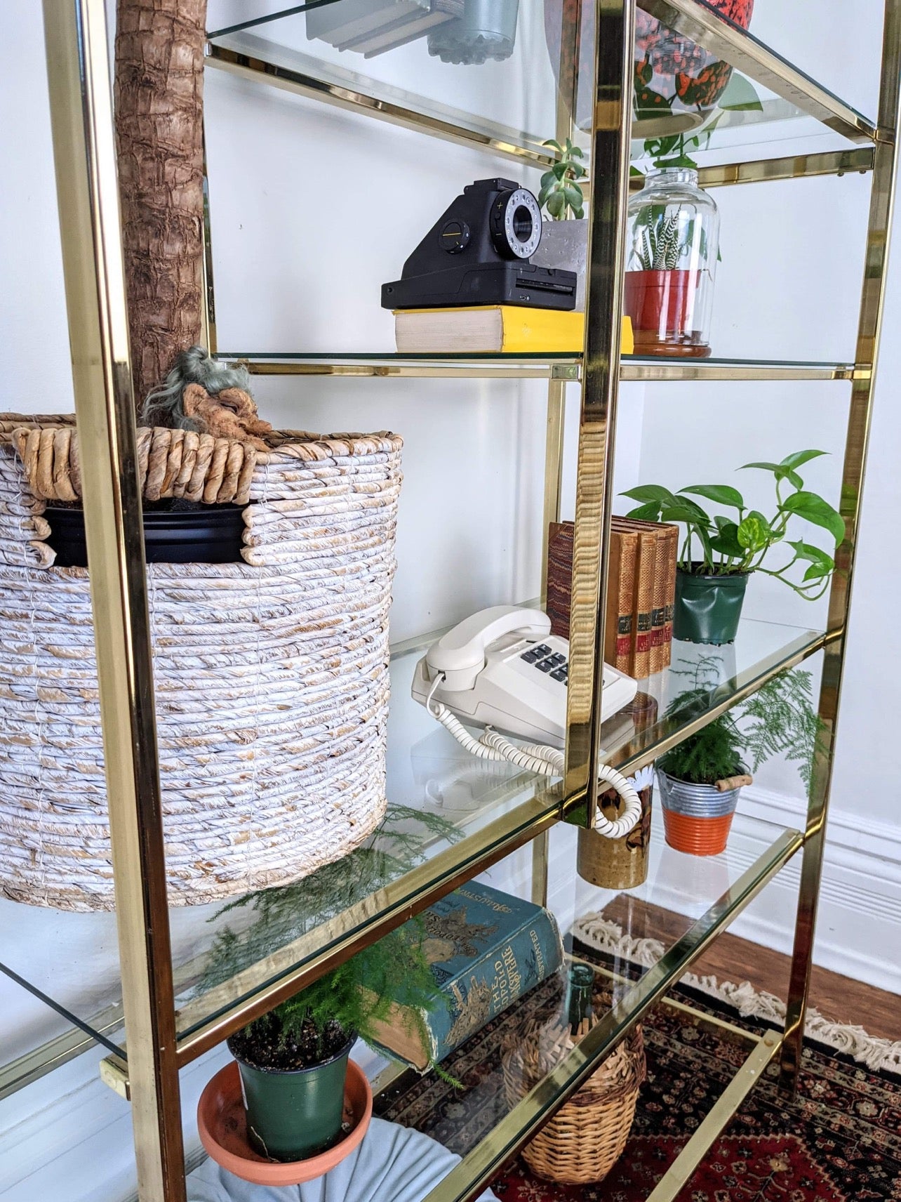 The Hanging Garden Etagere