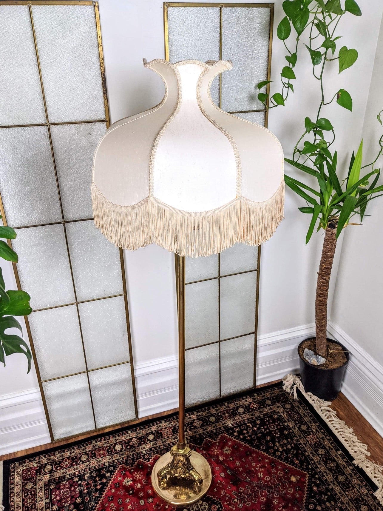 The Maltese Falcon Lamp