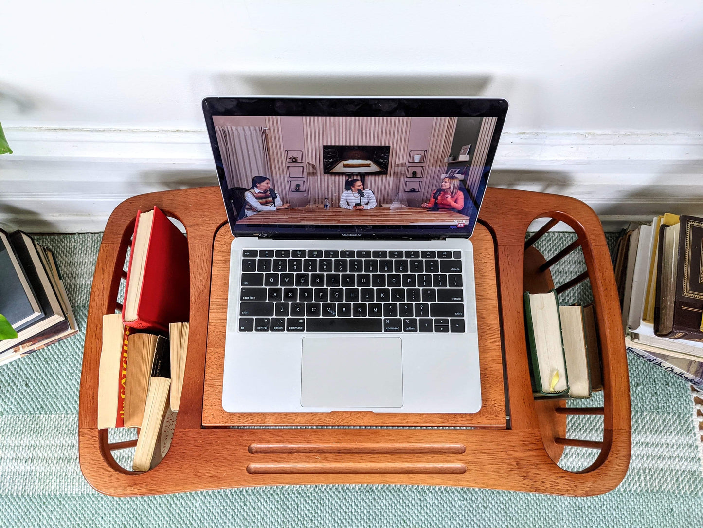 The Contessa Tray Table