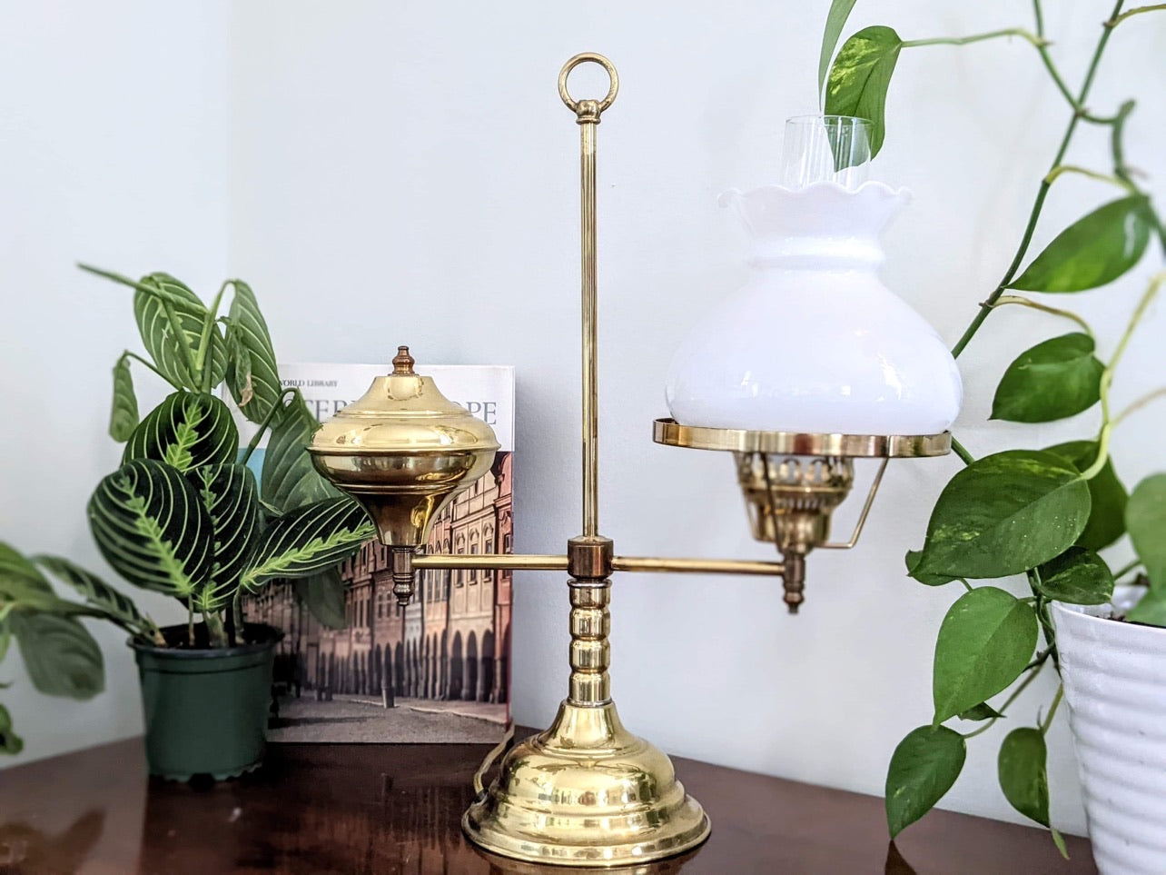 The Scales of Light Lamp