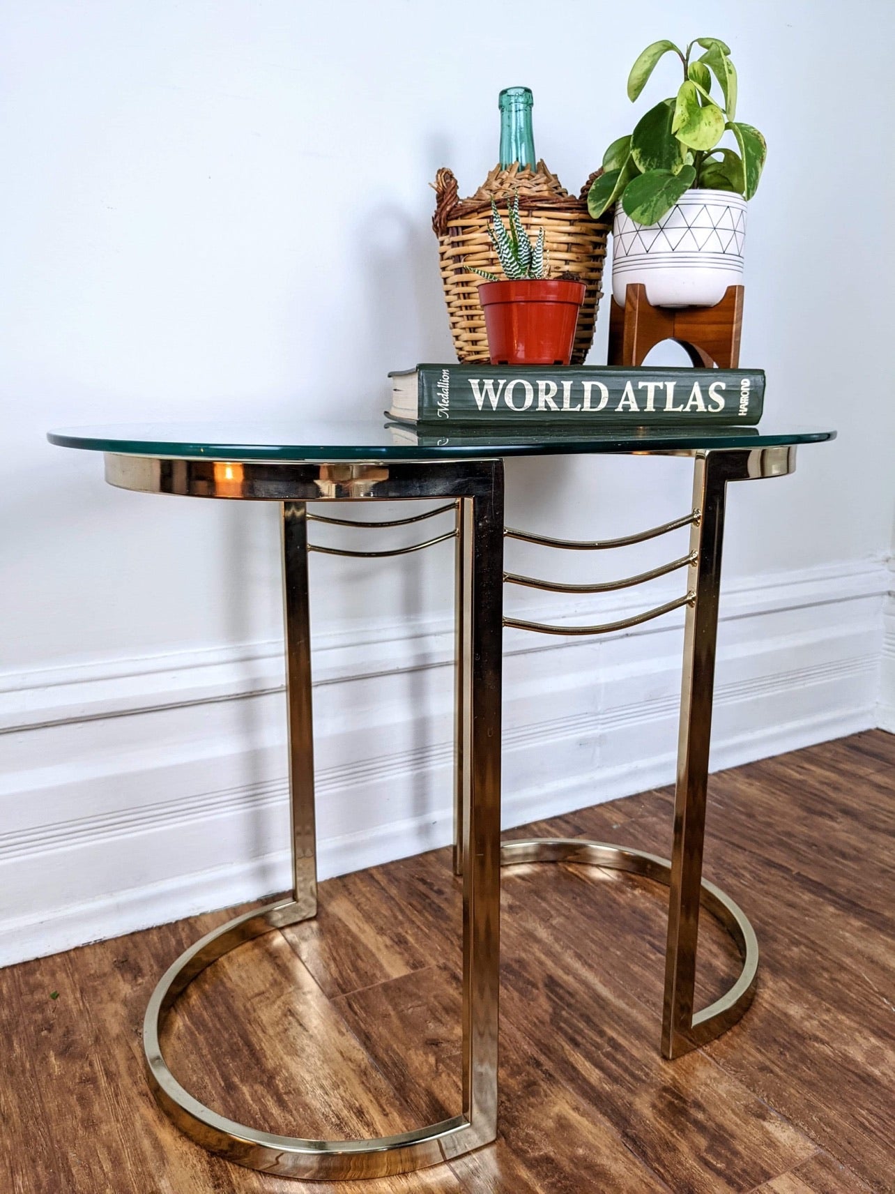 The Zeppelin Table