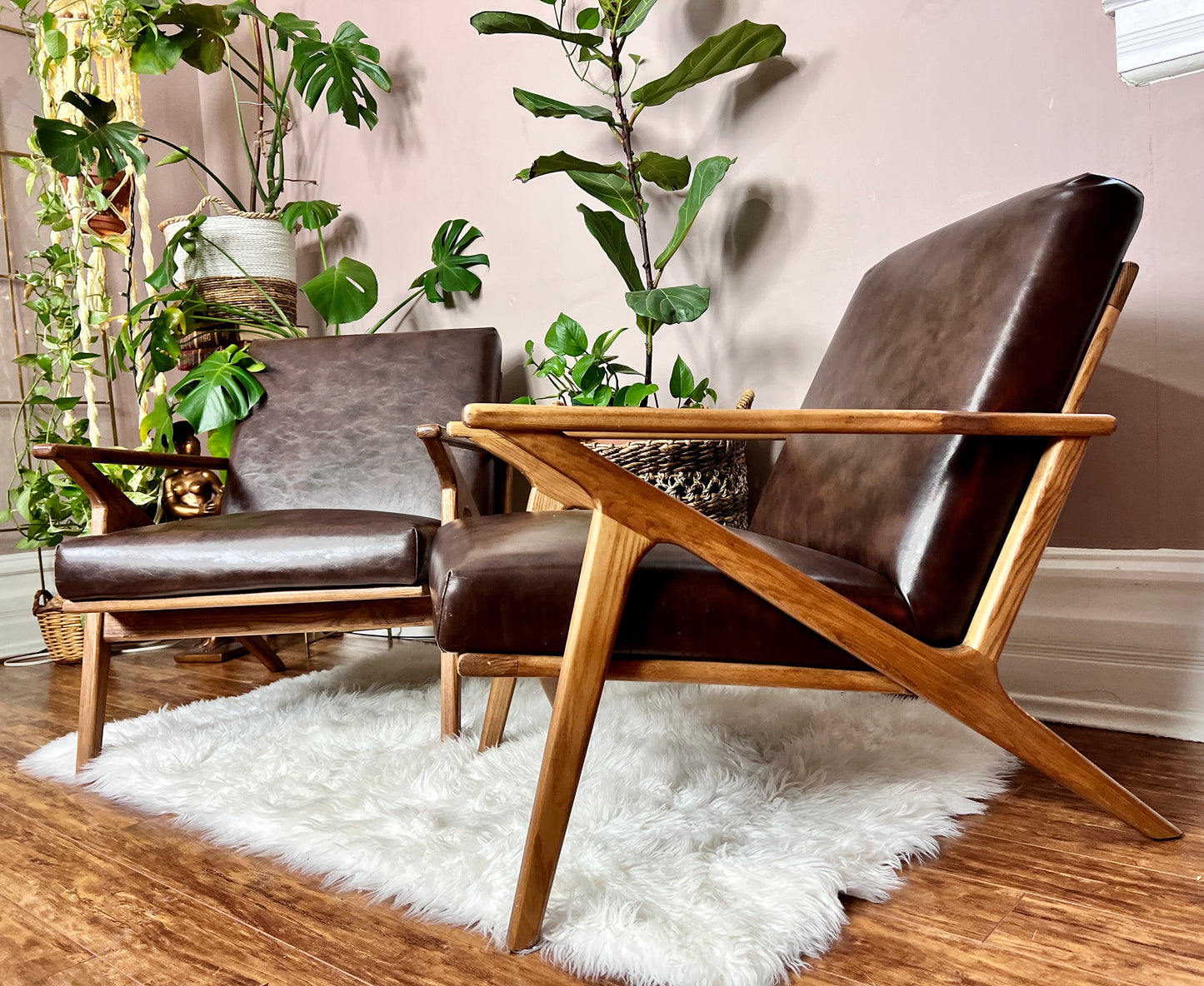 The Zephyr Lounge Chair
