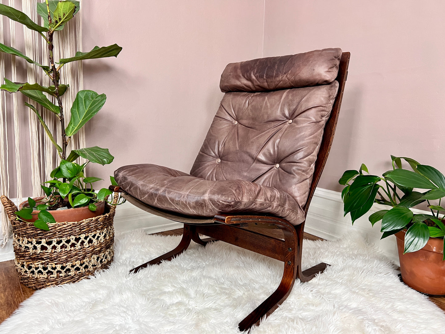 The Siesta Chair