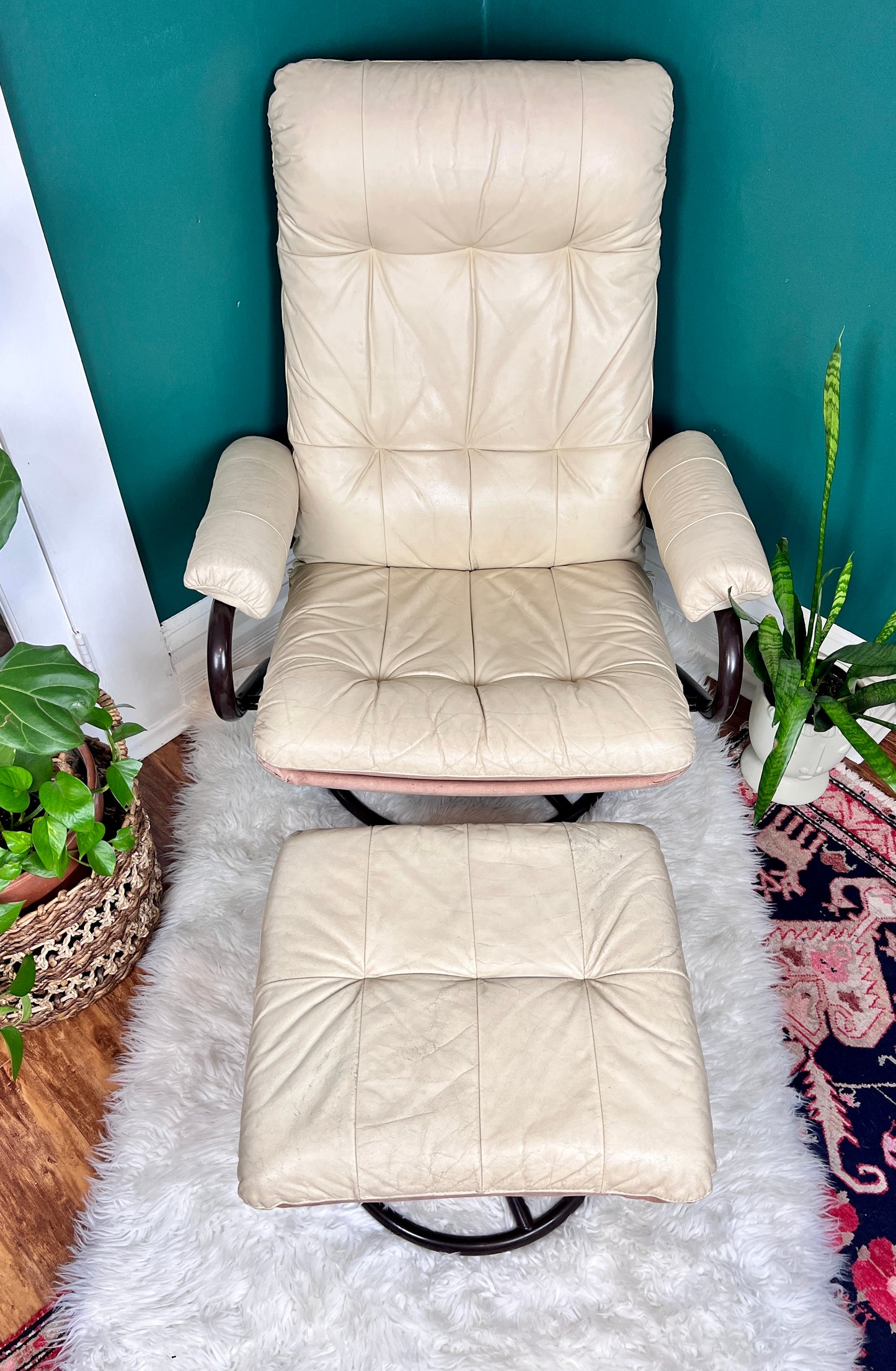 The Beige Leather Chair