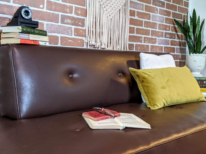 The Gilberto Sofa
