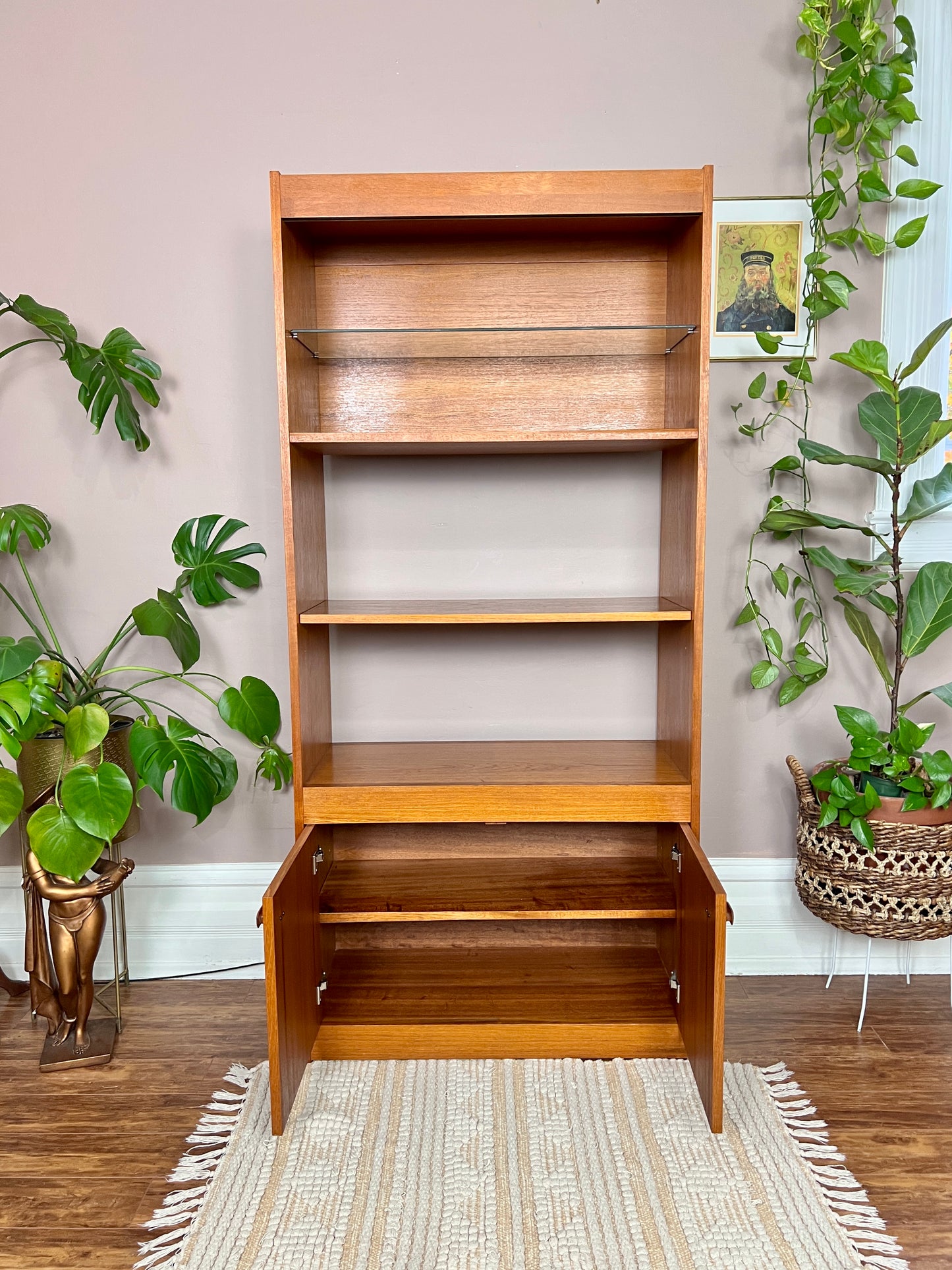 The Linnea Teak Shelf