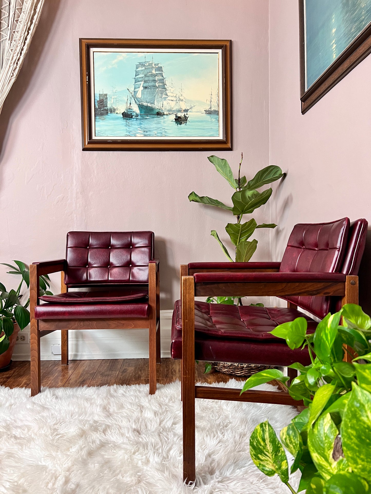 The Sangria Chair