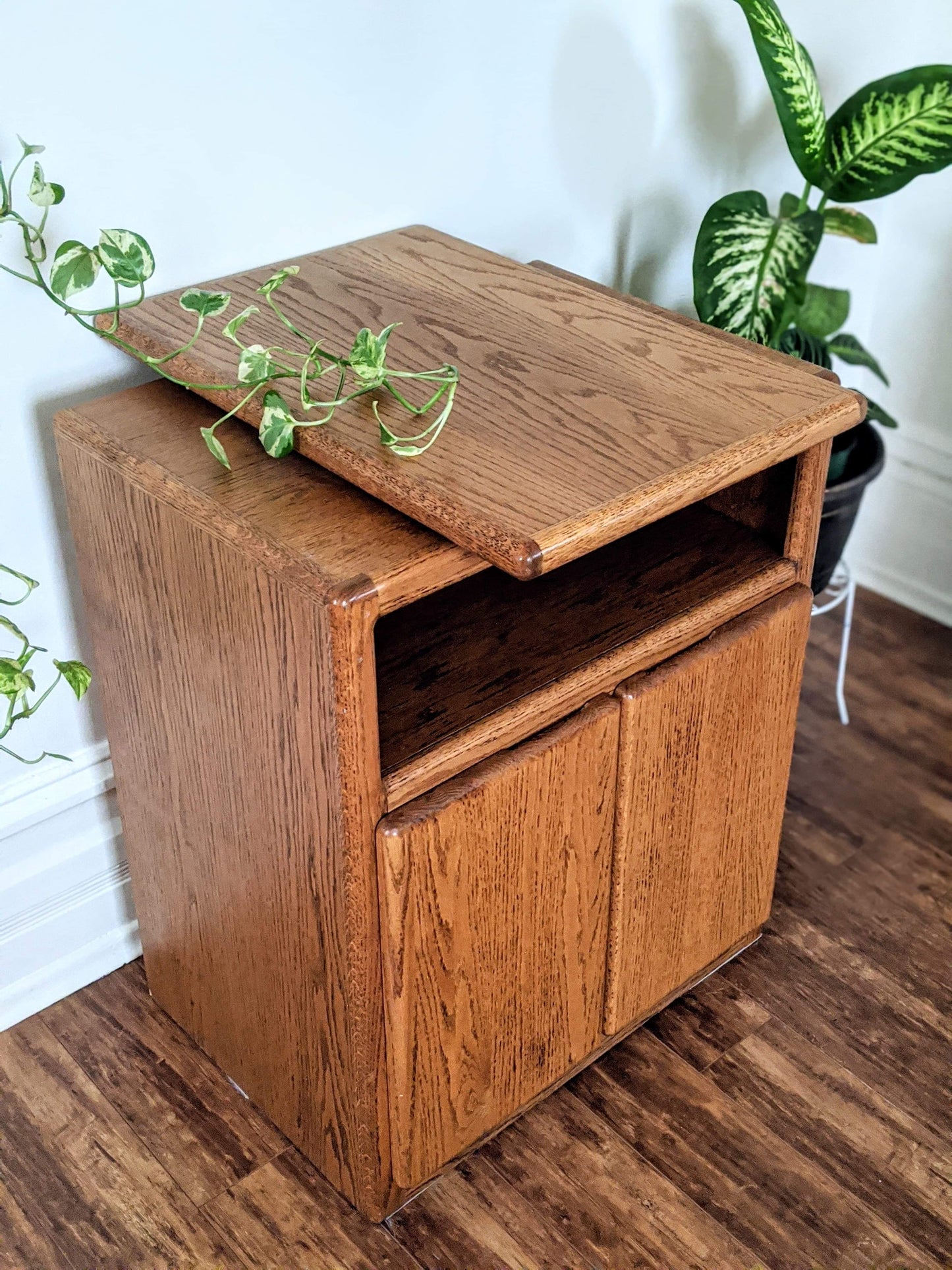 The Oscar Oak Cabinet