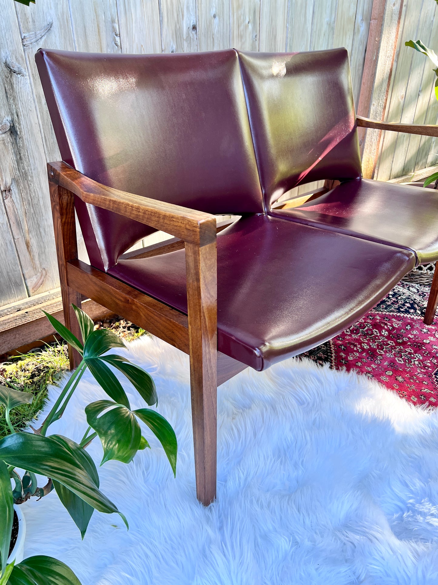 The Alfie Loveseat