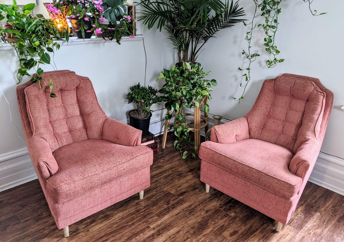 The Ain’t That A Peach Chairs