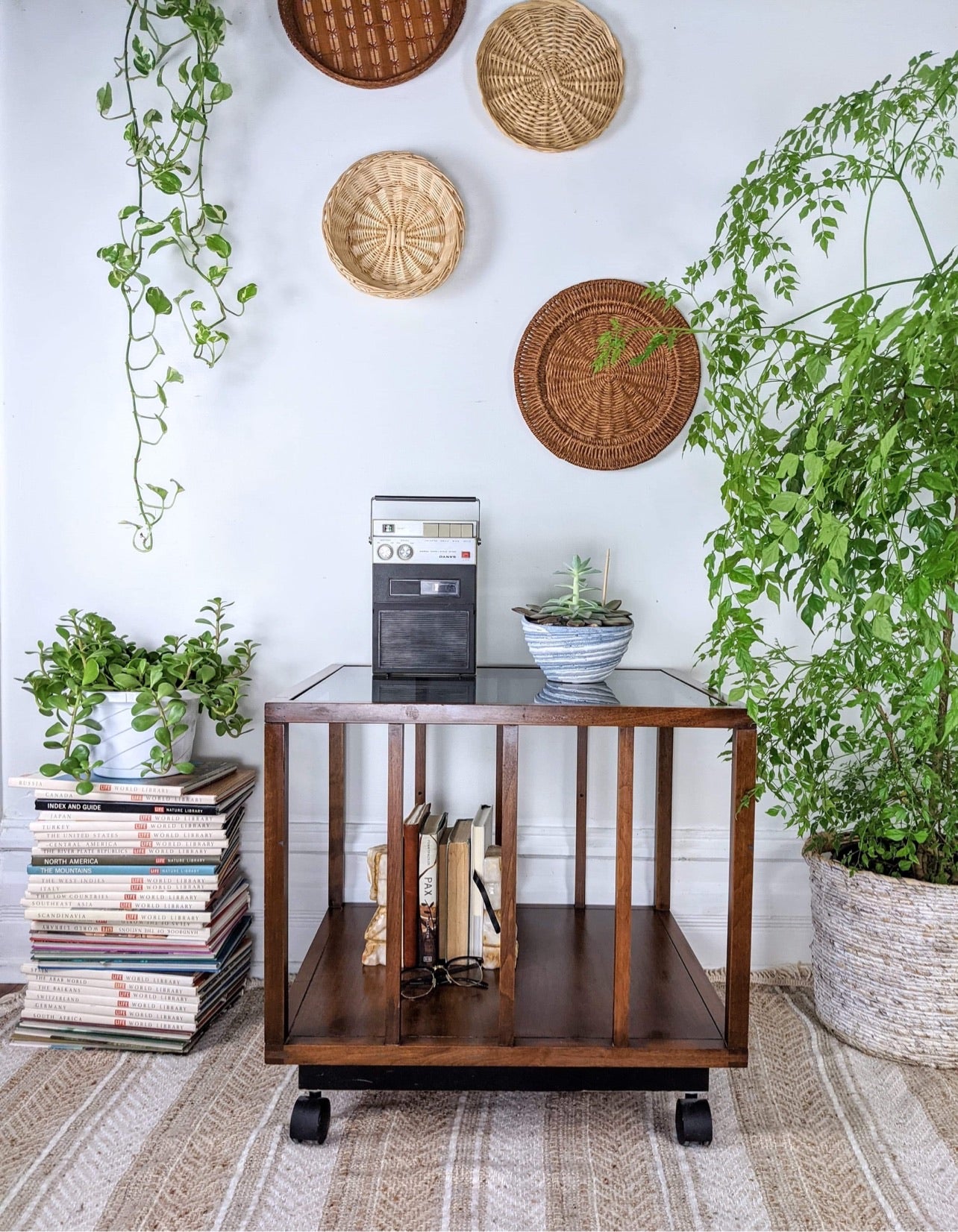 The Woodstock Table