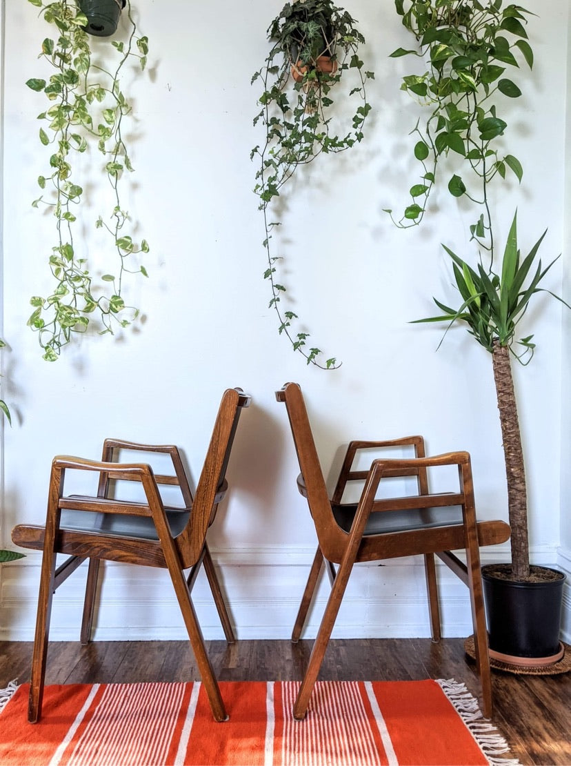 The Brødre Chair (Only 1 left!)