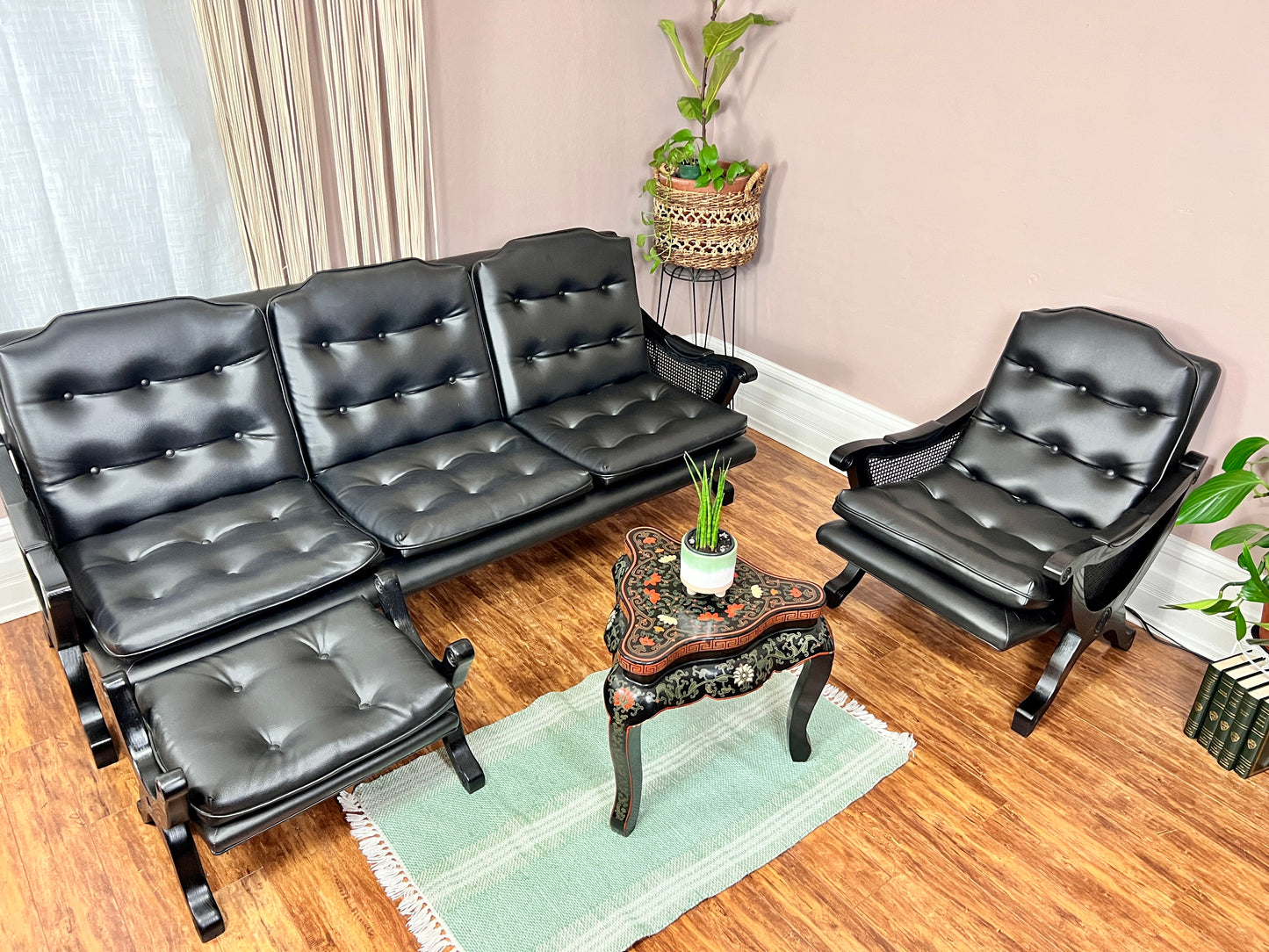 The Black Magnolia Set