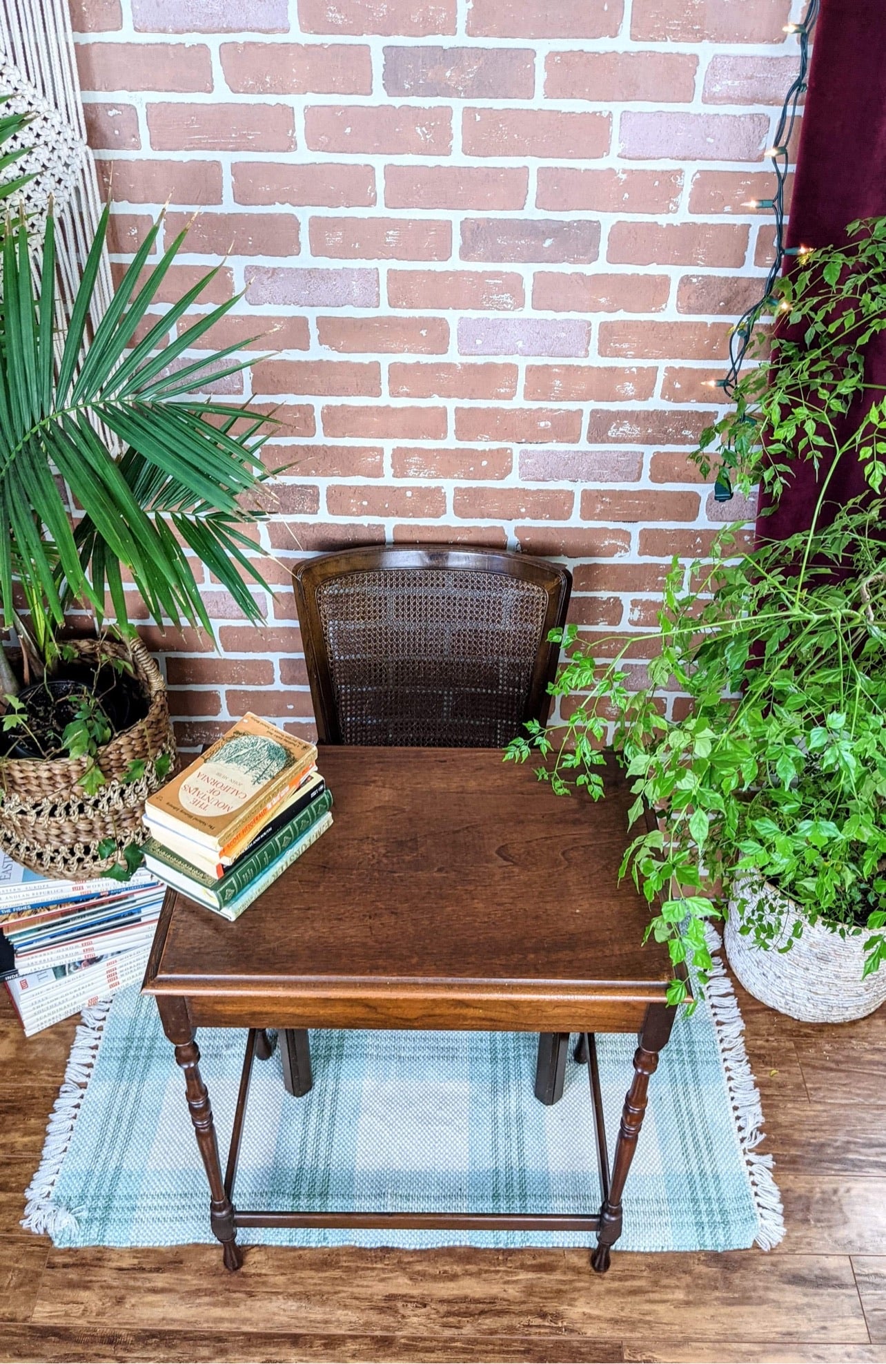 The Prep School Desk