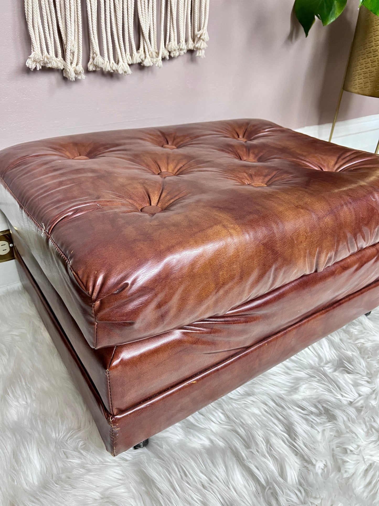 The Klondike Ottoman