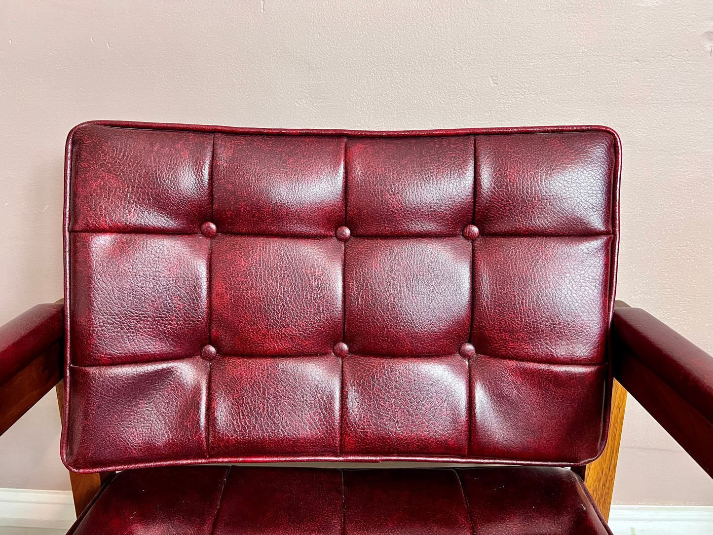 The Sangria Chair