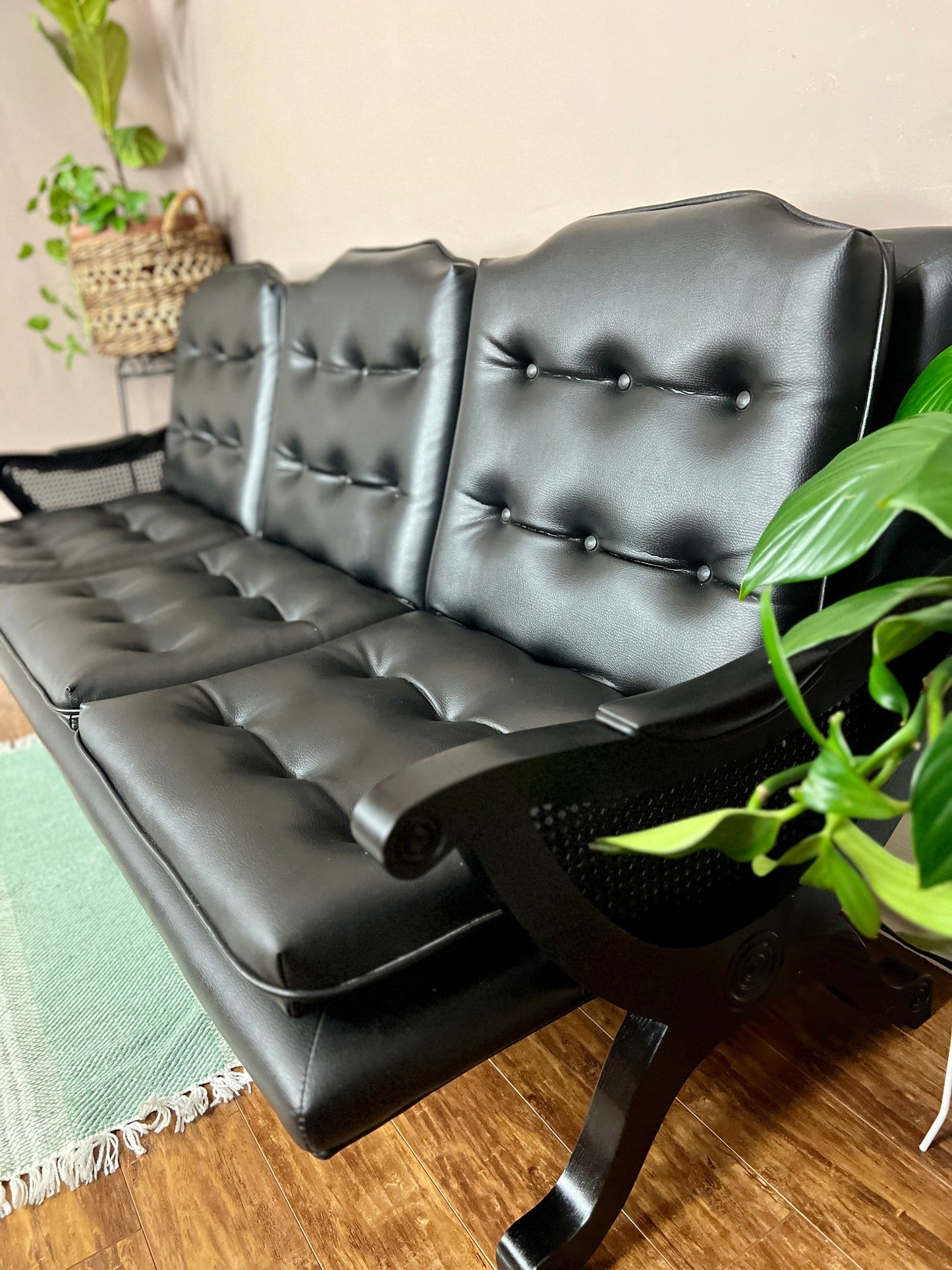 The Black Magnolia Set