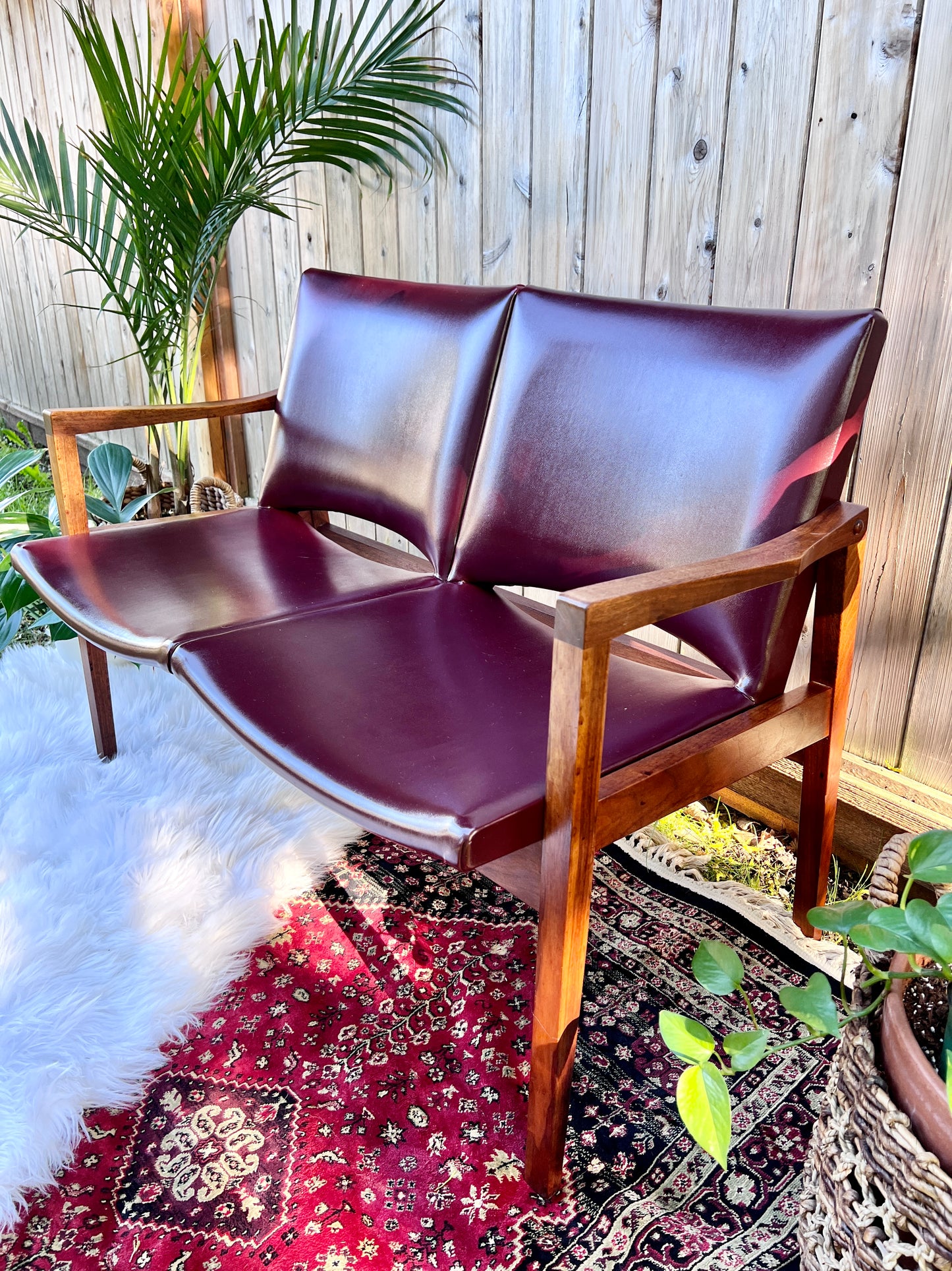 The Alfie Loveseat