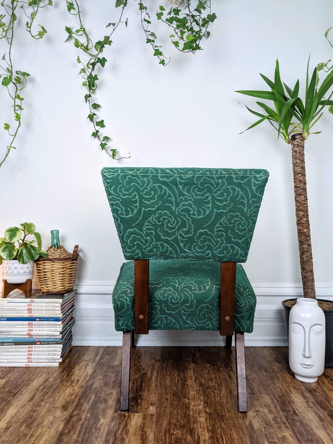 The Emerald Green Chair