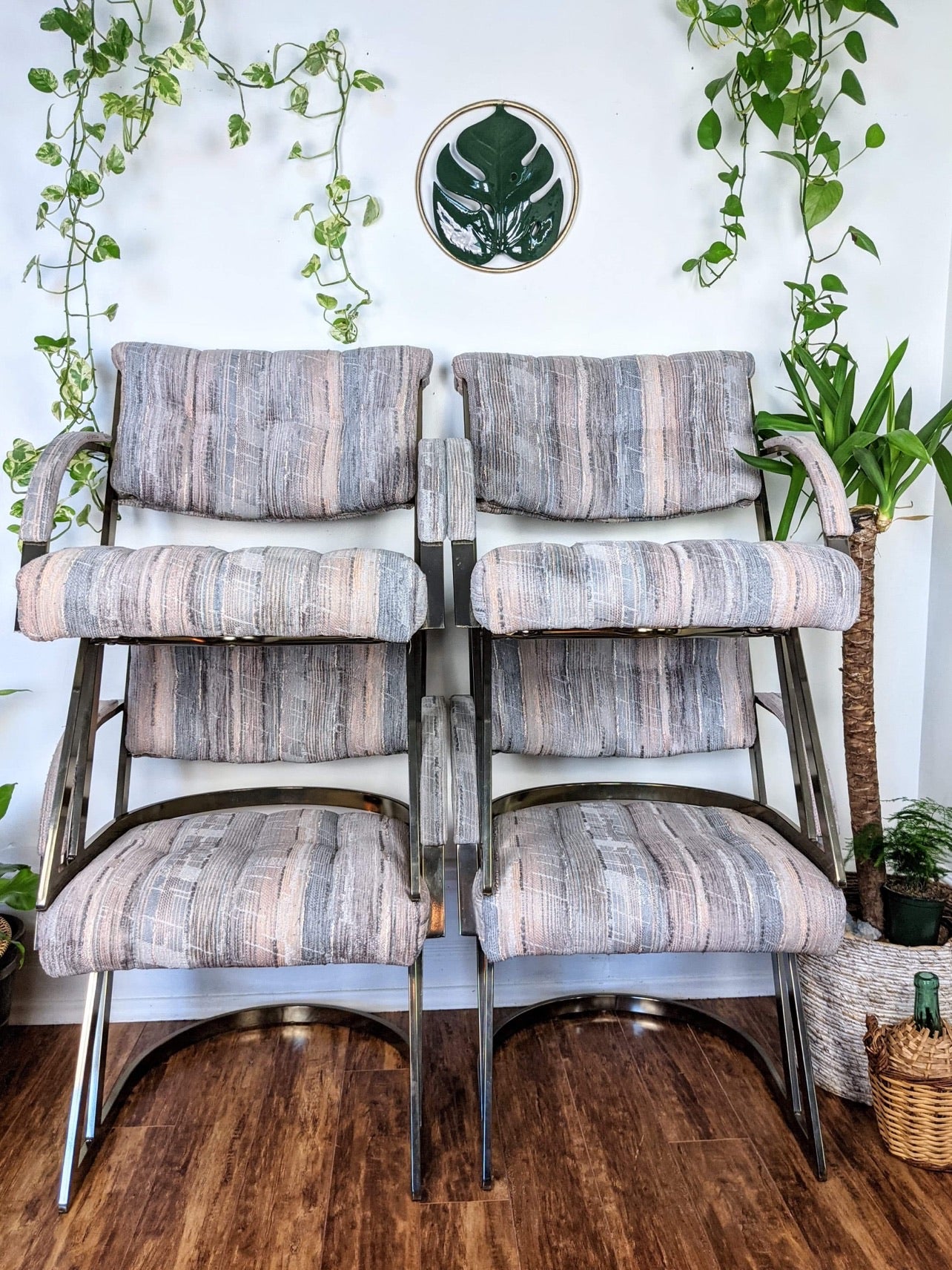 The Saturn Chairs