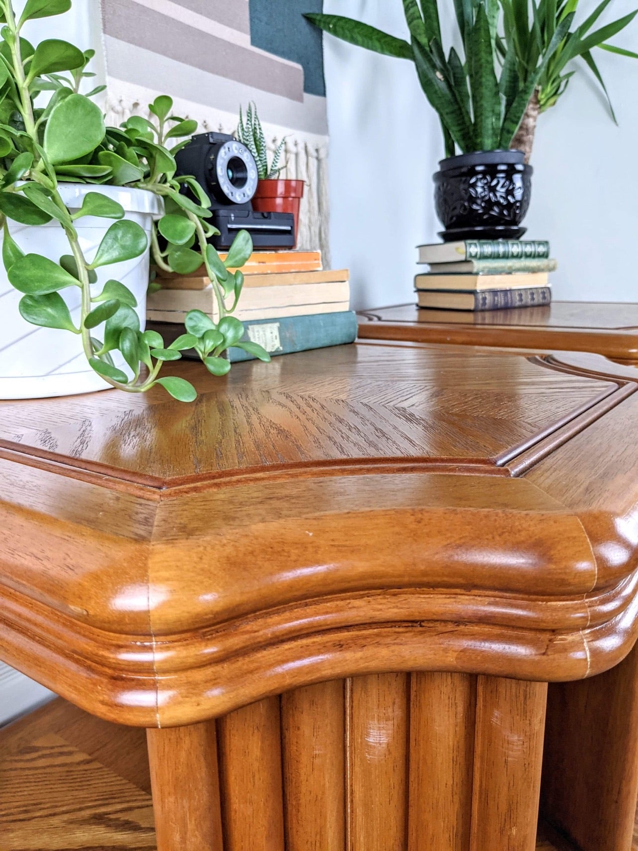 The Canyon Oak Table