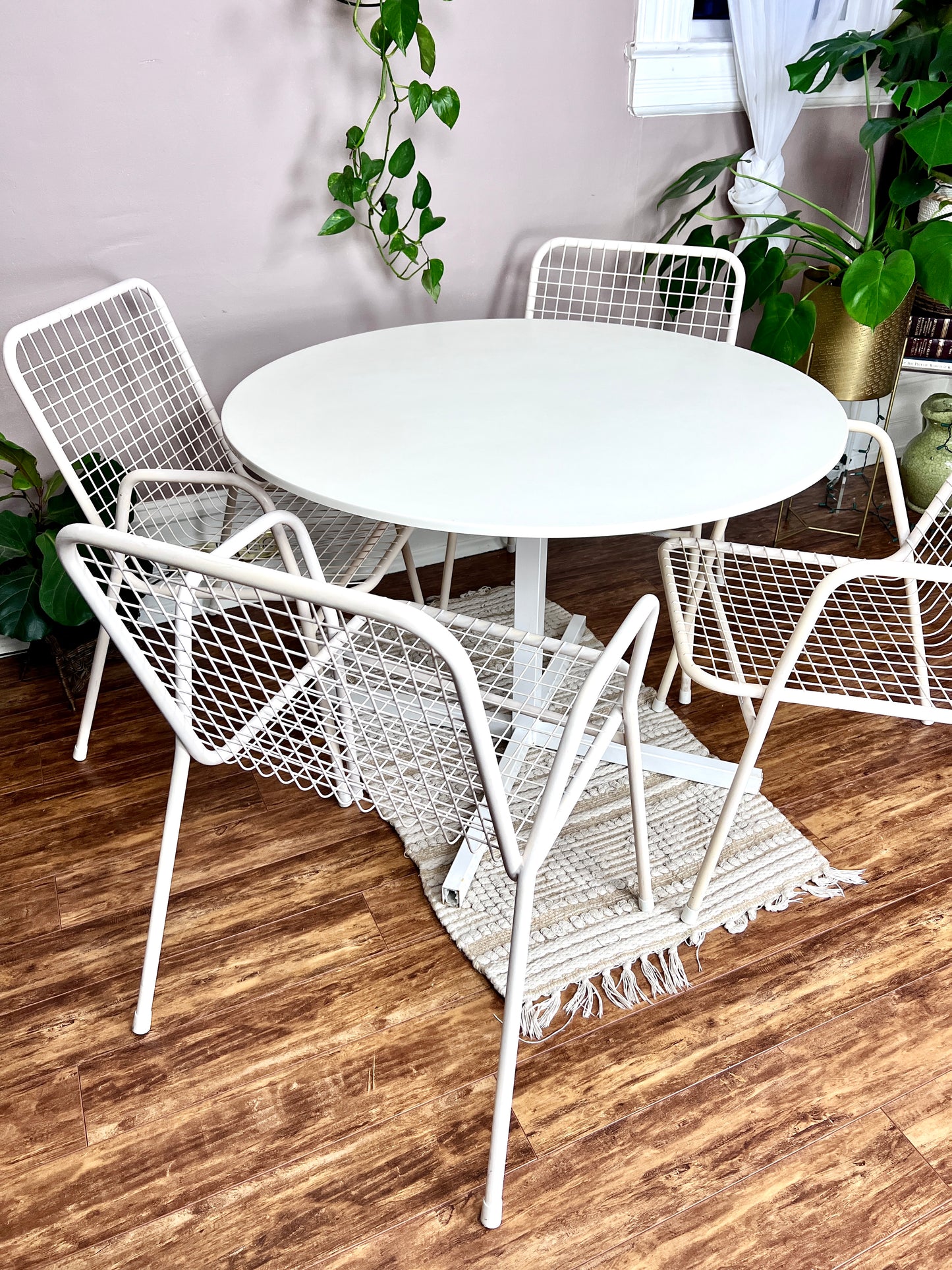 The Bjorn Garden Set