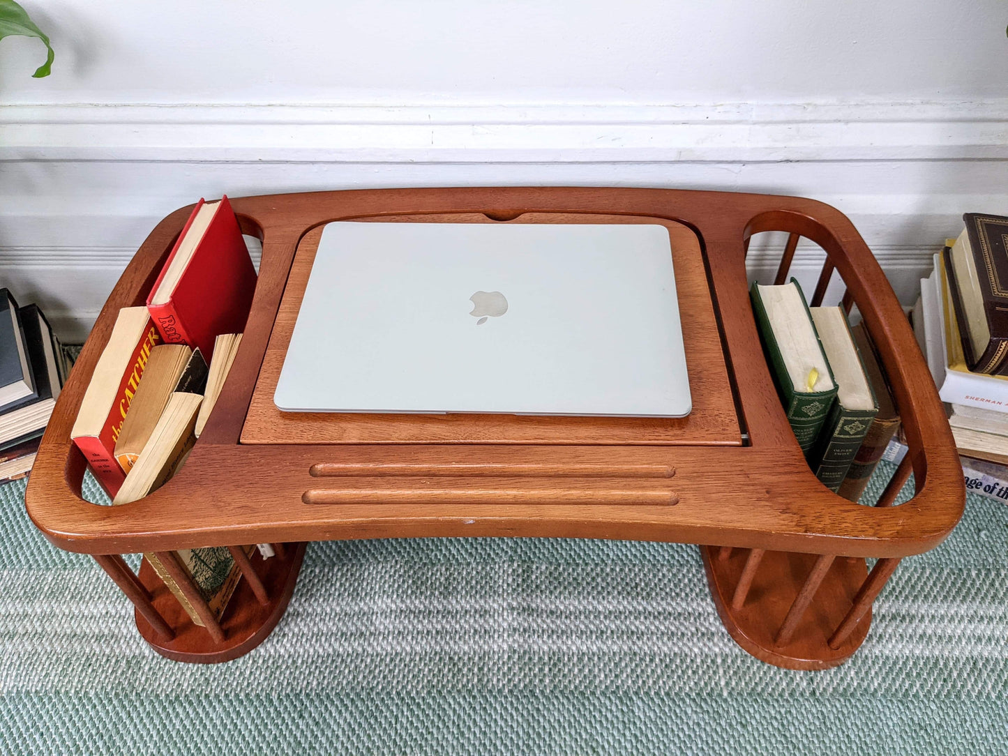 The Contessa Tray Table