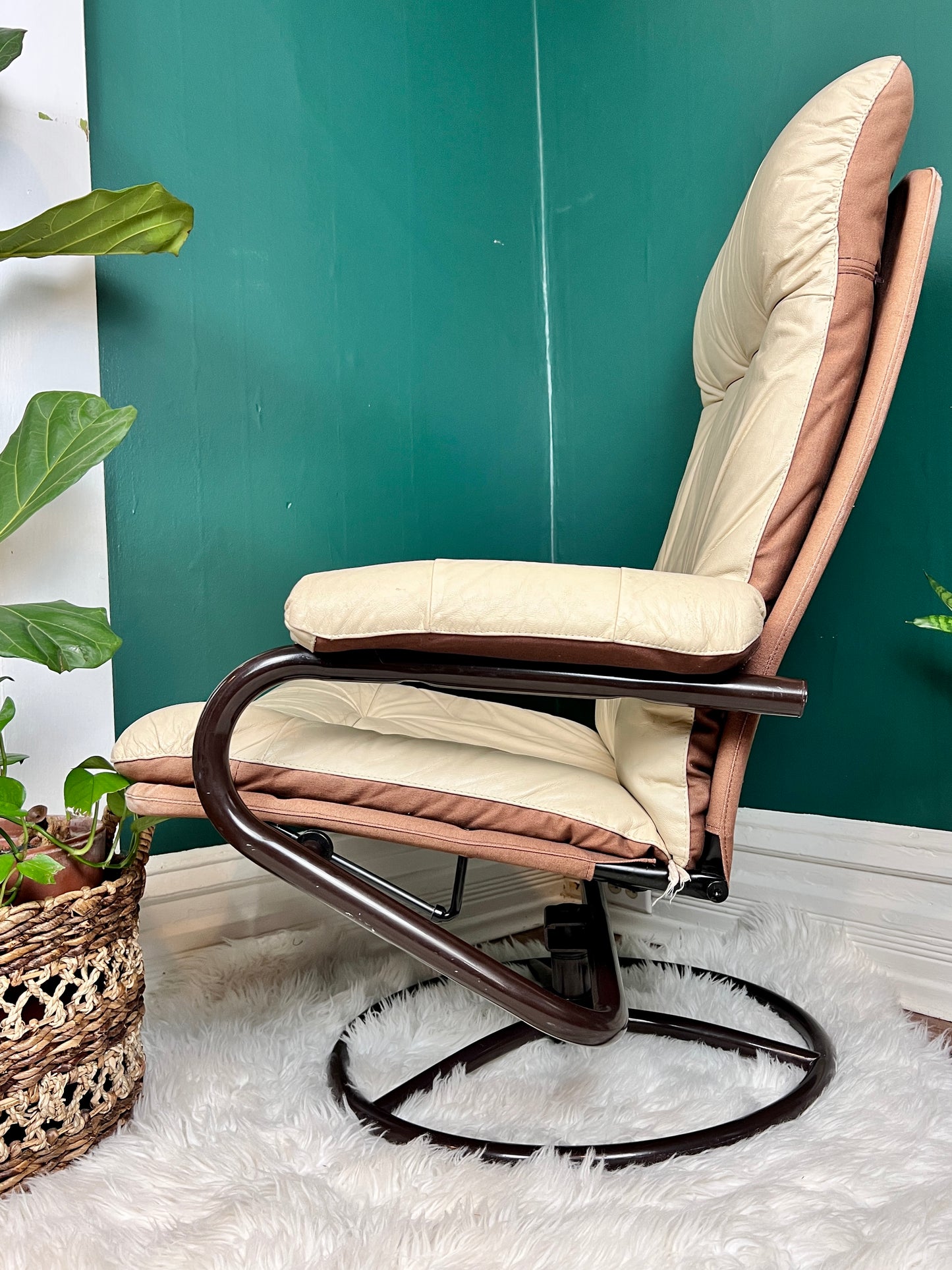The Beige Leather Chair