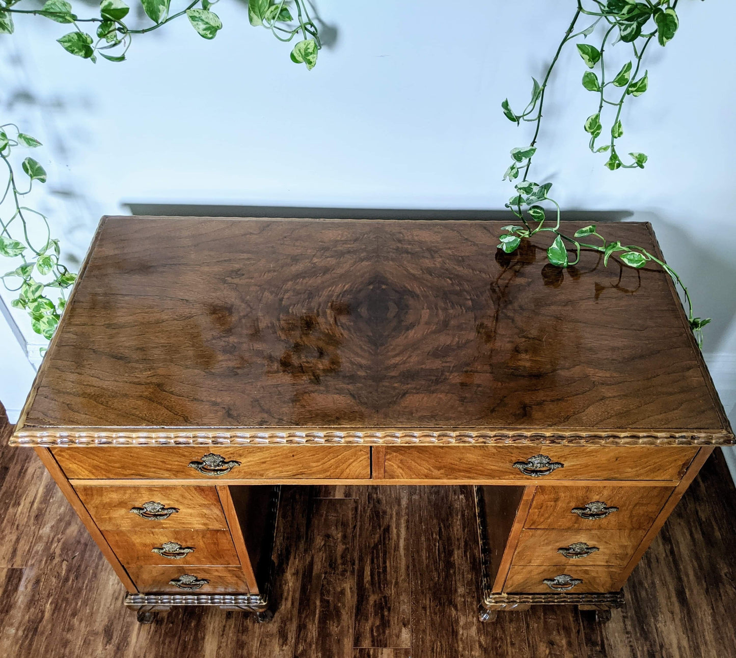 The Delmont Desk