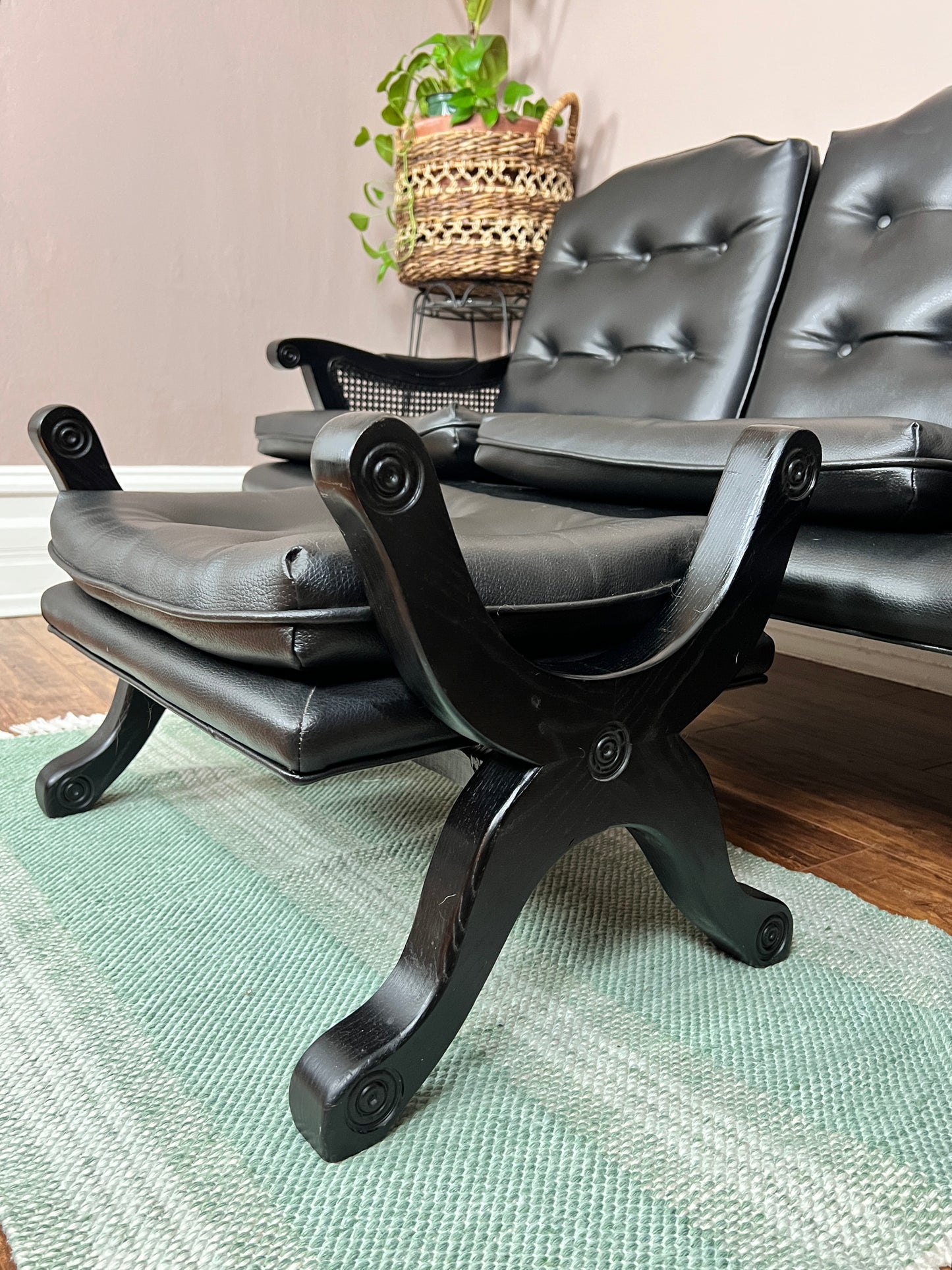 The Black Magnolia Set