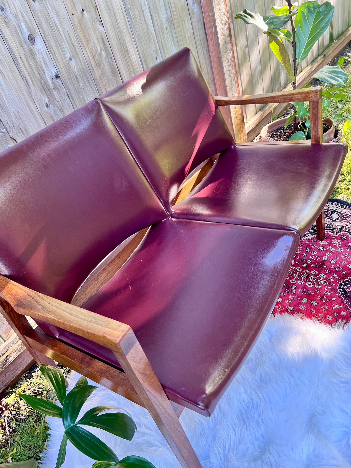The Alfie Loveseat
