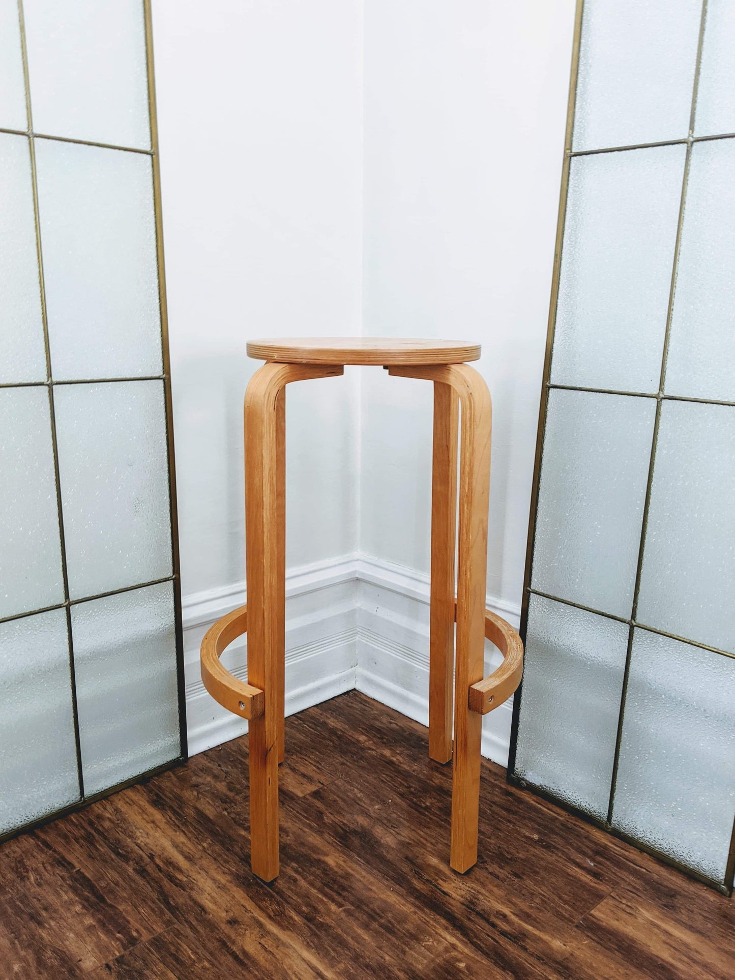 The Bento Plant Stand/Stool