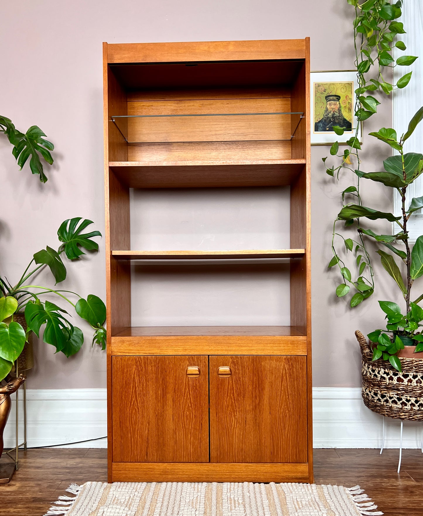 The Linnea Teak Shelf