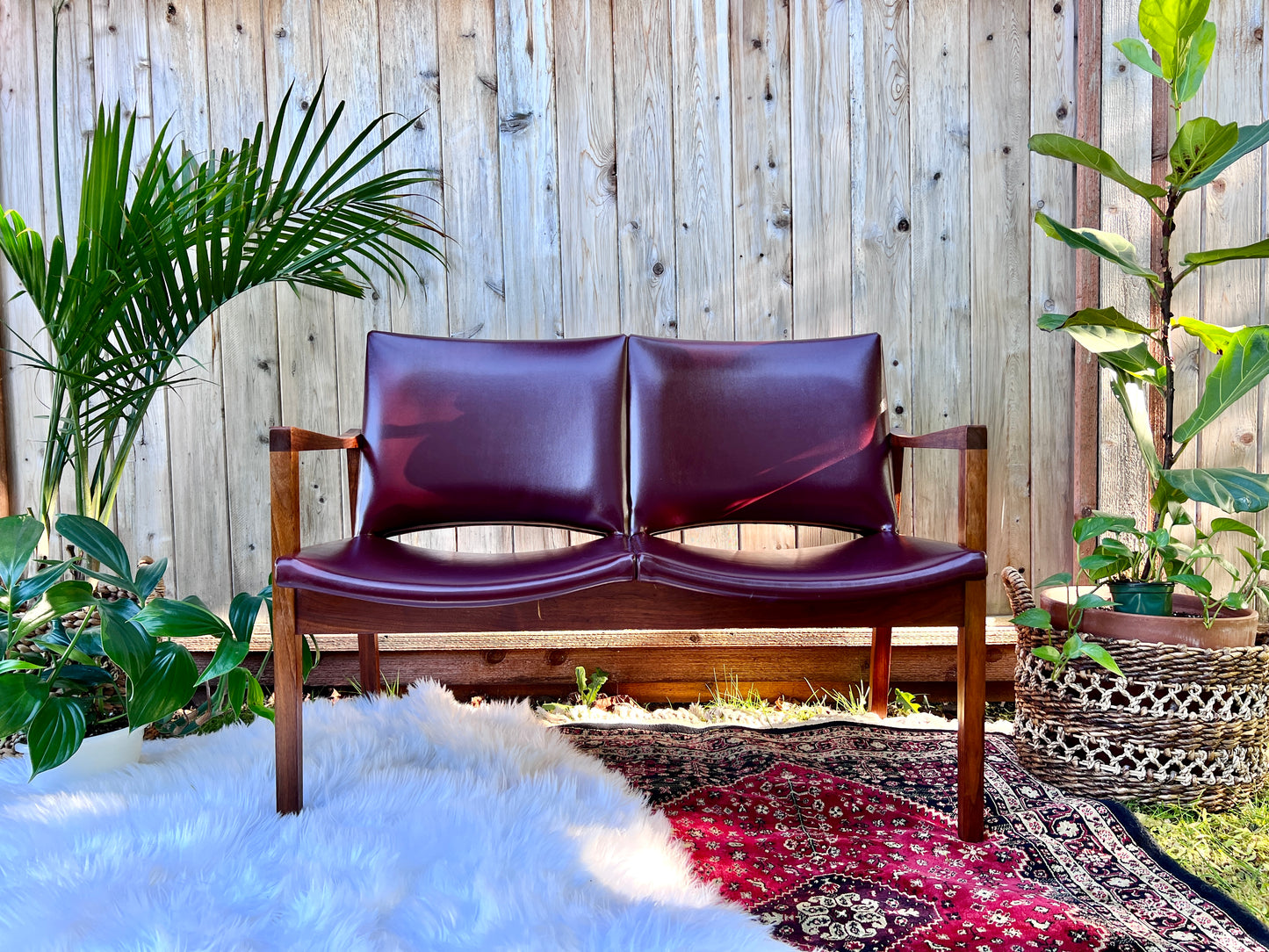 The Alfie Loveseat