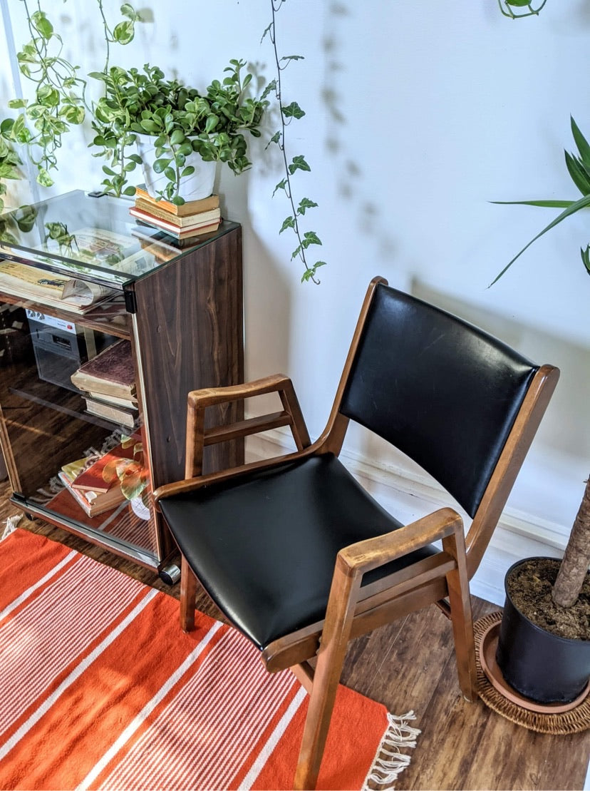 The Brødre Chair (Only 1 left!)