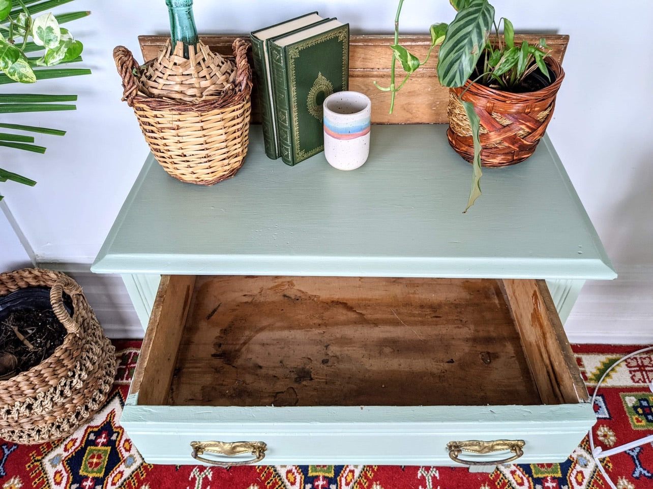 The Jungle Mist Cabinet