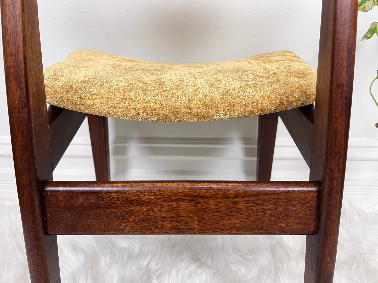 The Valmar Chairs