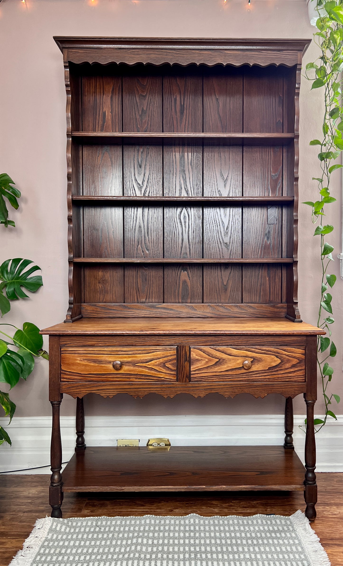 The Old Country Hutch