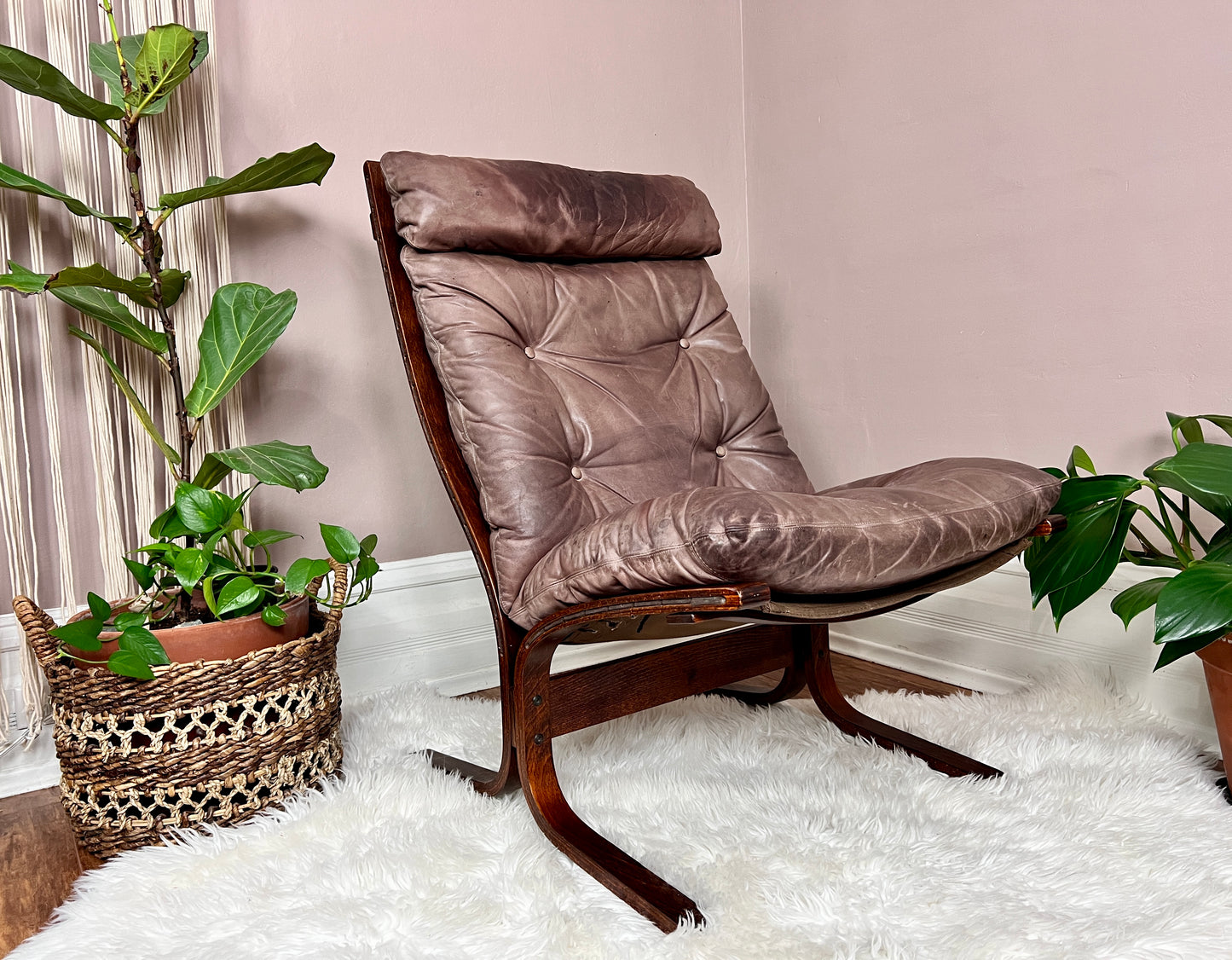 The Siesta Chair