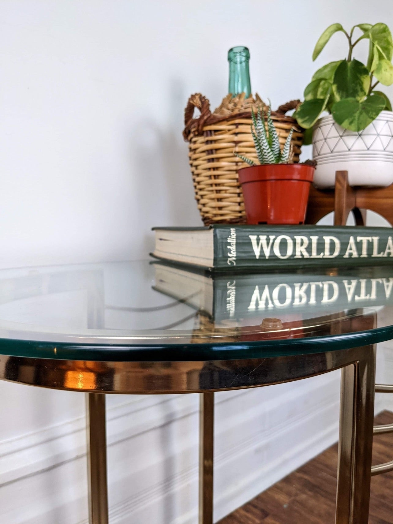 The Zeppelin Table