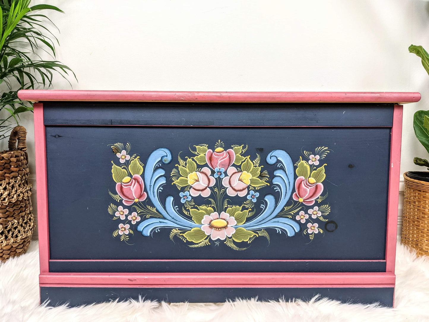 The Pennsylvania Pine Chest