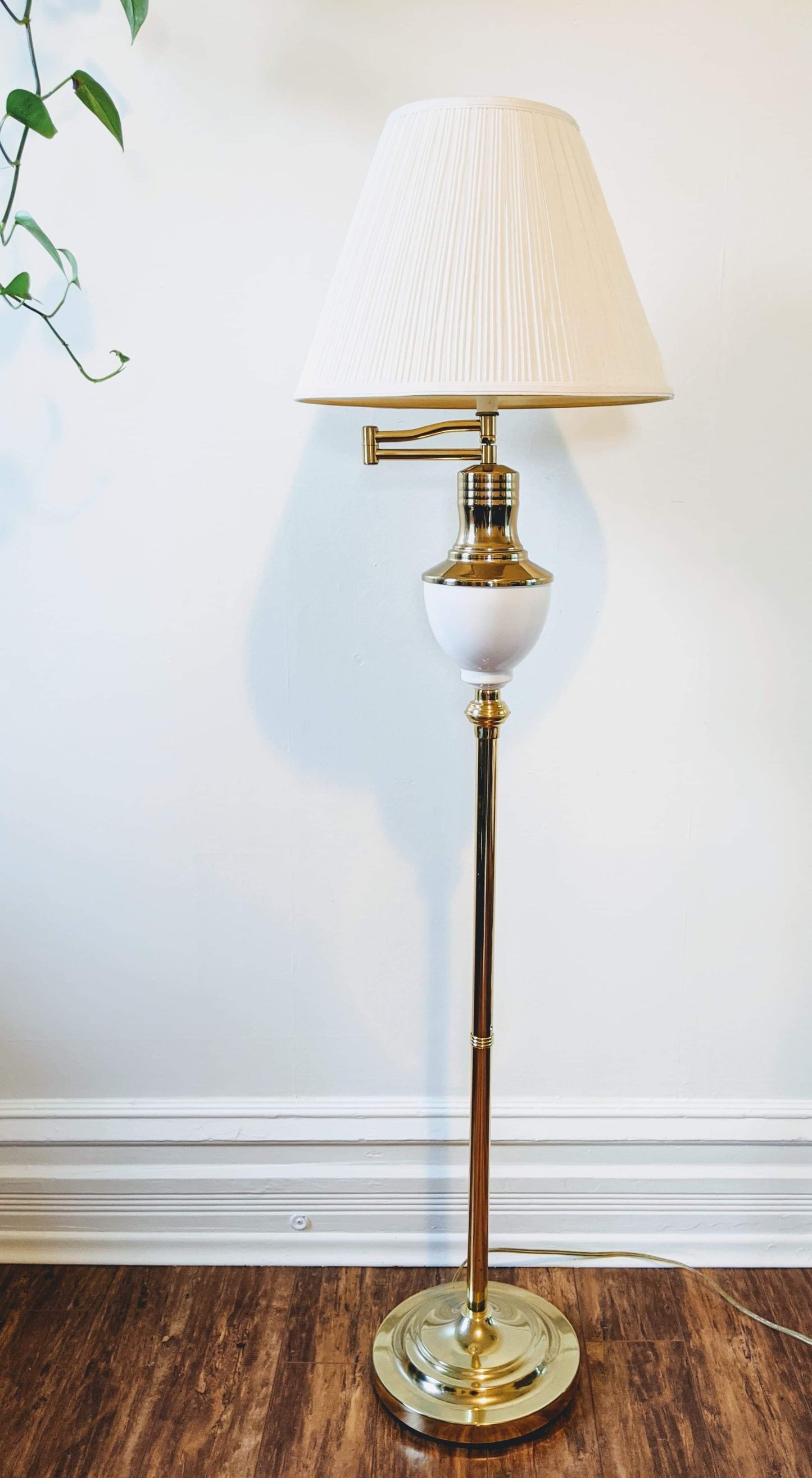 The White Cadillac Lamp