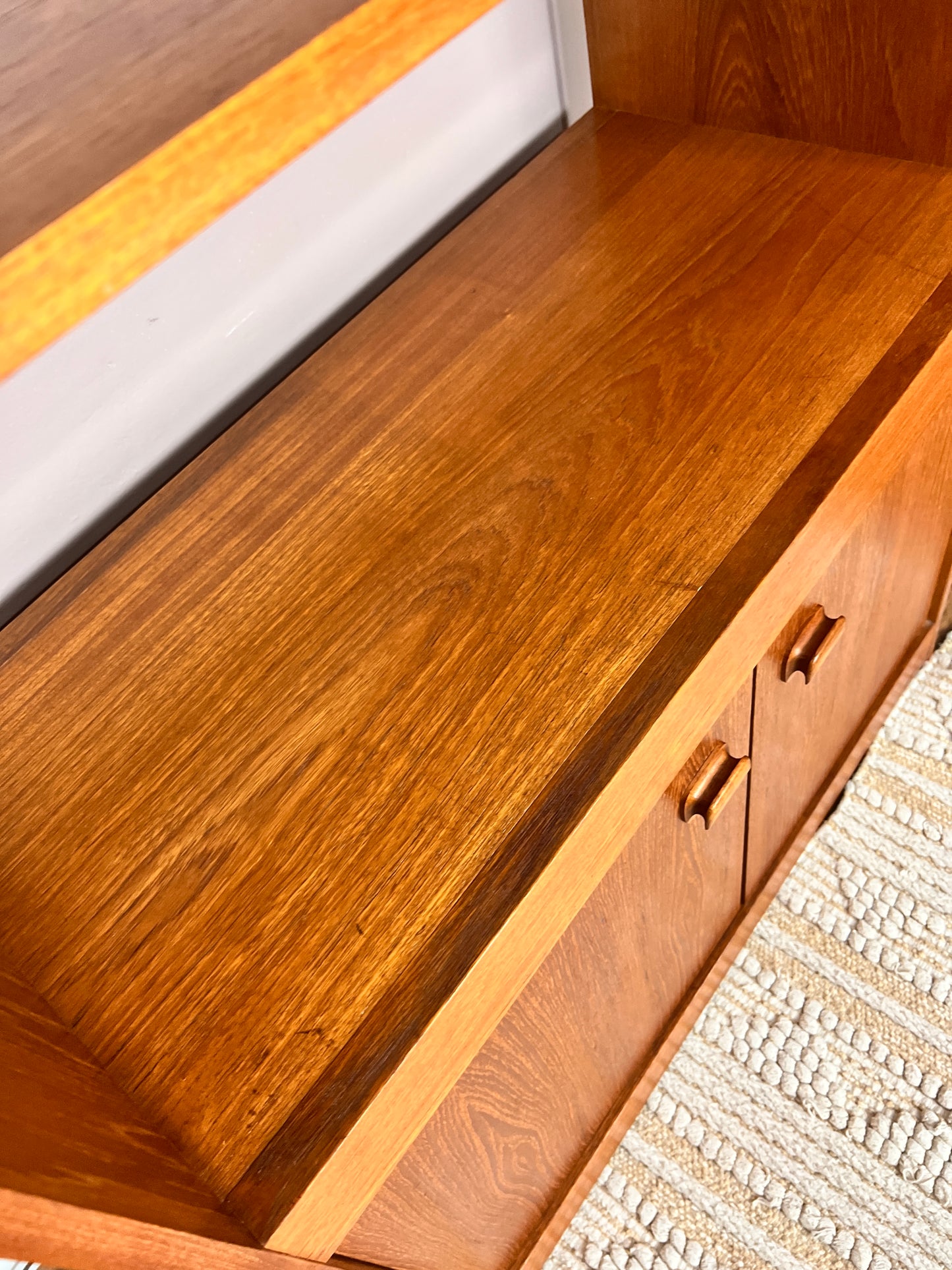 The Linnea Teak Shelf