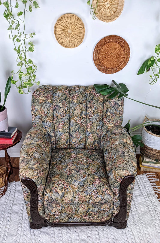 The Amazonian Armchair