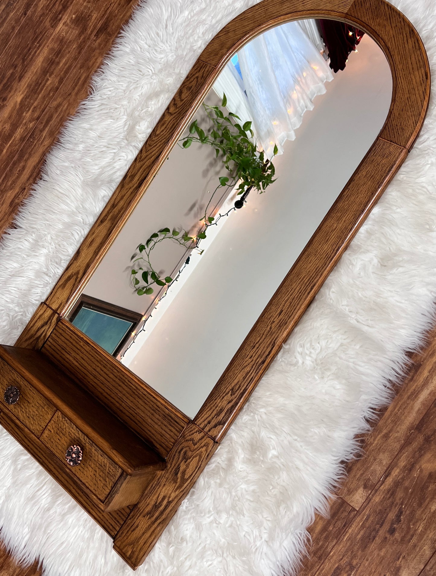 The Finsley Mirror