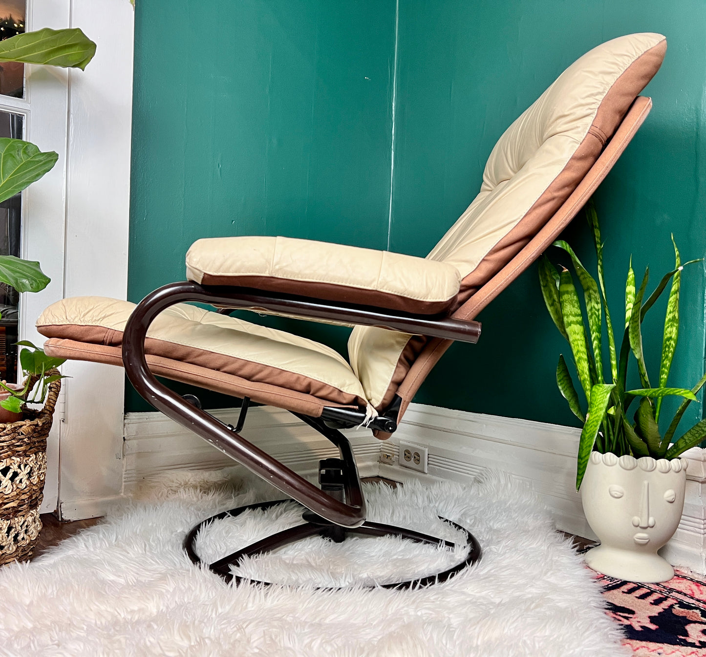 The Beige Leather Chair